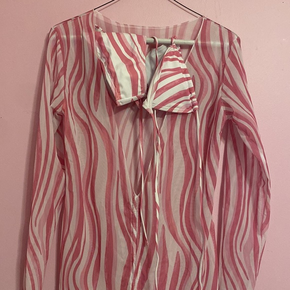 Bikini - Picture 4 of 4